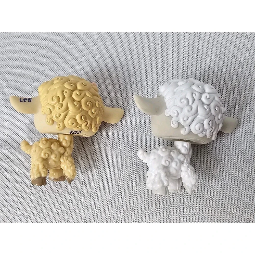 Littlest Pet Shop Hasbro LPS White Lamb #376 and Tan Lamb #1003